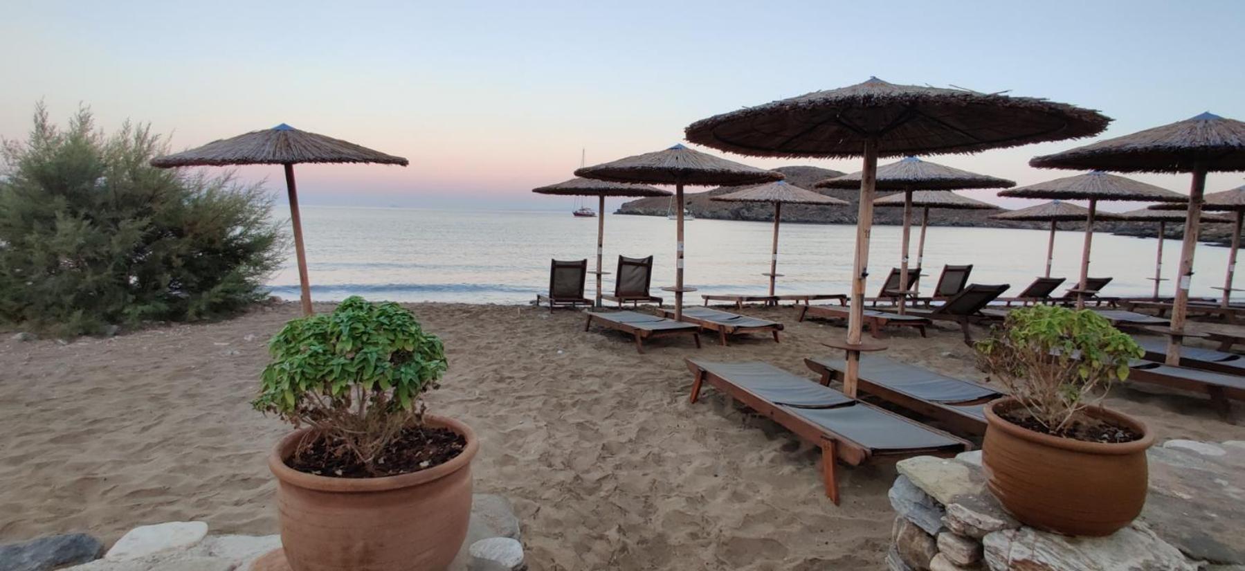 Apartamento Tramonto Nel Delfini Kini Exterior foto