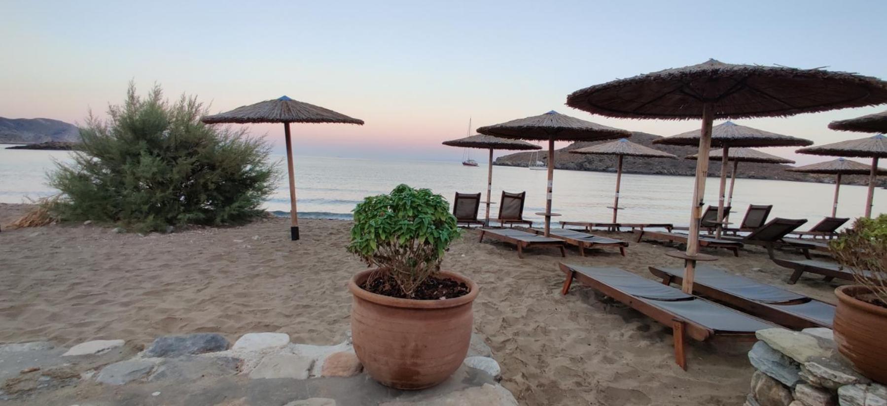 Apartamento Tramonto Nel Delfini Kini Exterior foto